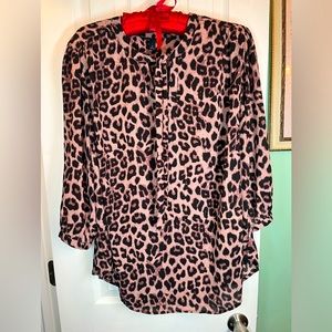 Torrid top animal print 3/4 button sleeves size 2X